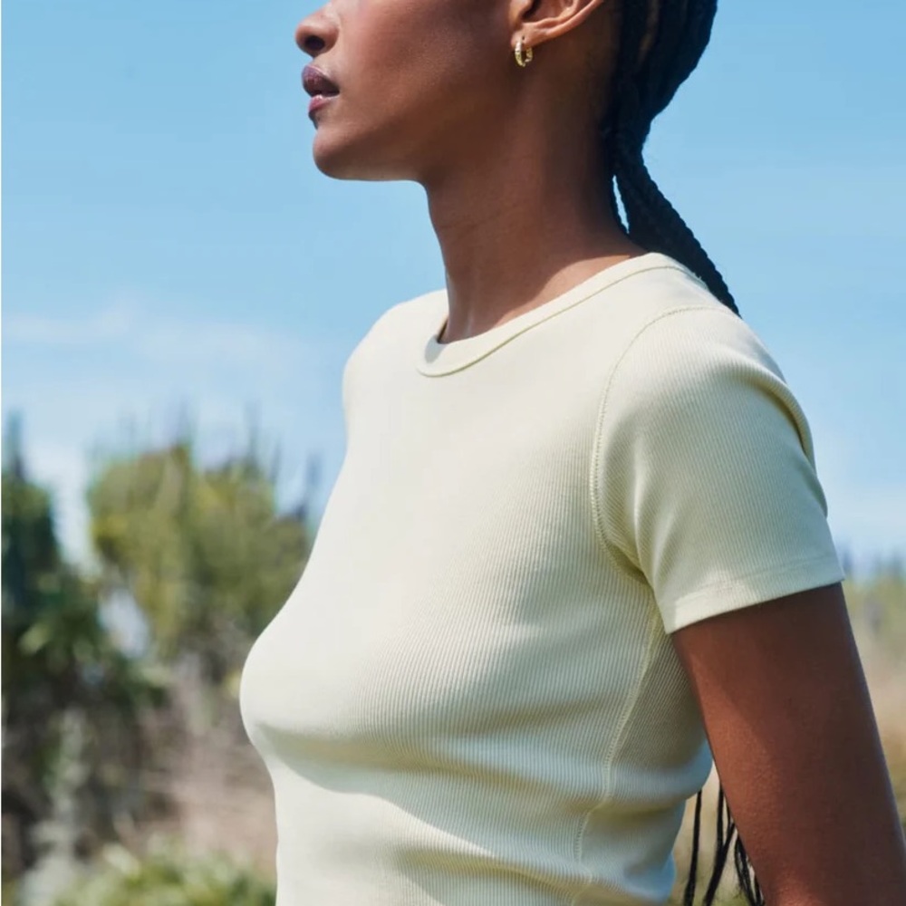 Everlane The '90s Rib Tee - Picture 4 of 6